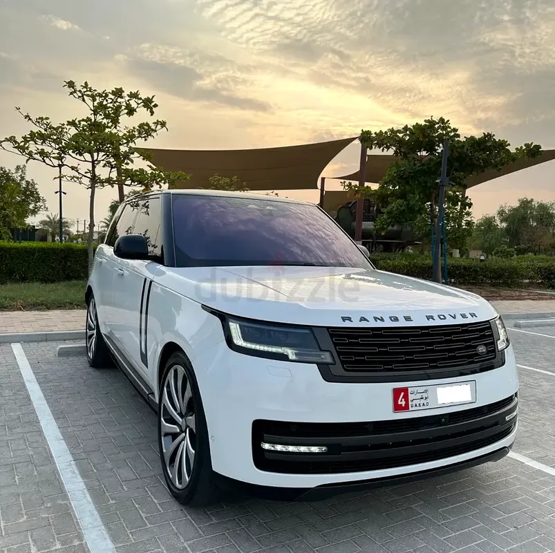 Land Rover Range Rover 4.4 AT 4WD (530 hp)