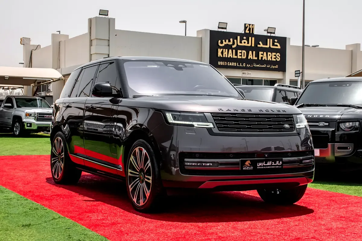Land Rover Range Rover 4.4 AT 4WD (530 حصان) - 2