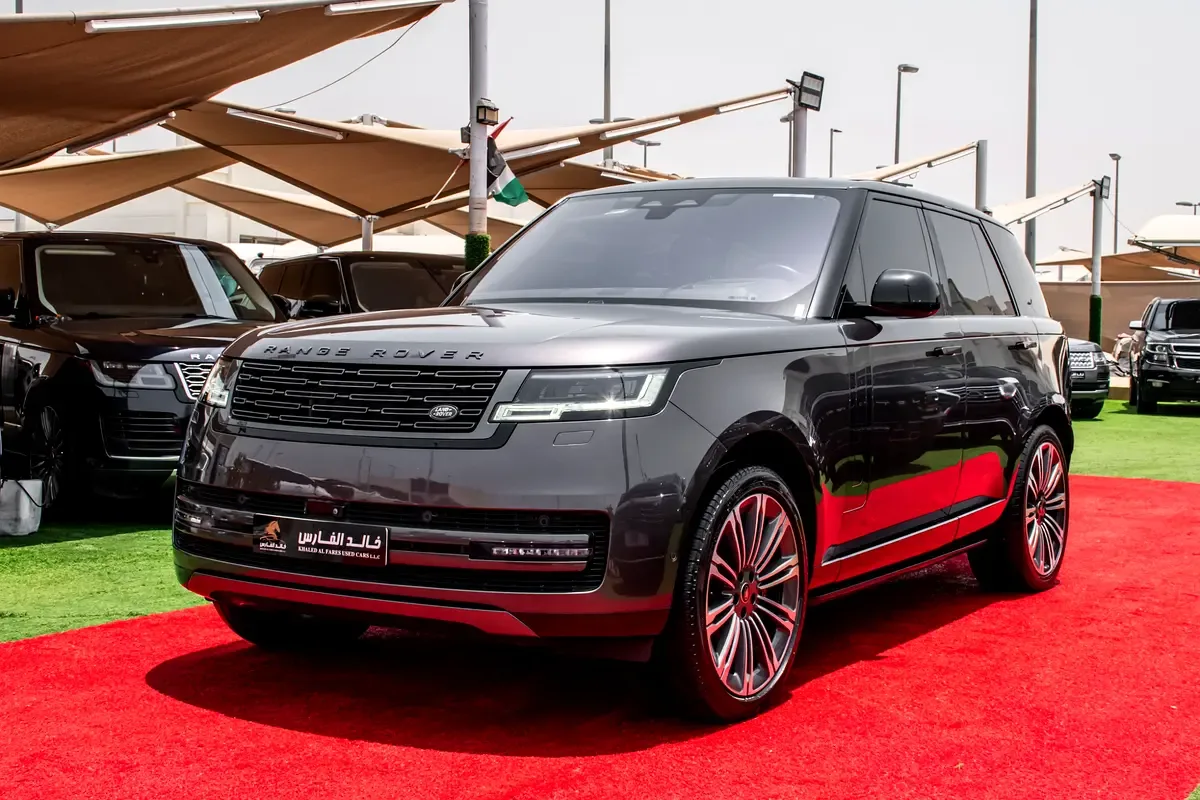 Land Rover Range Rover 4.4 AT 4WD (530 hp)
