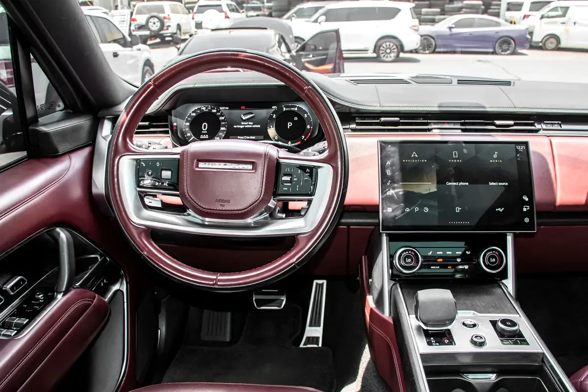 Land Rover Range Rover 4.4 AT 4WD (530 حصان) - 5