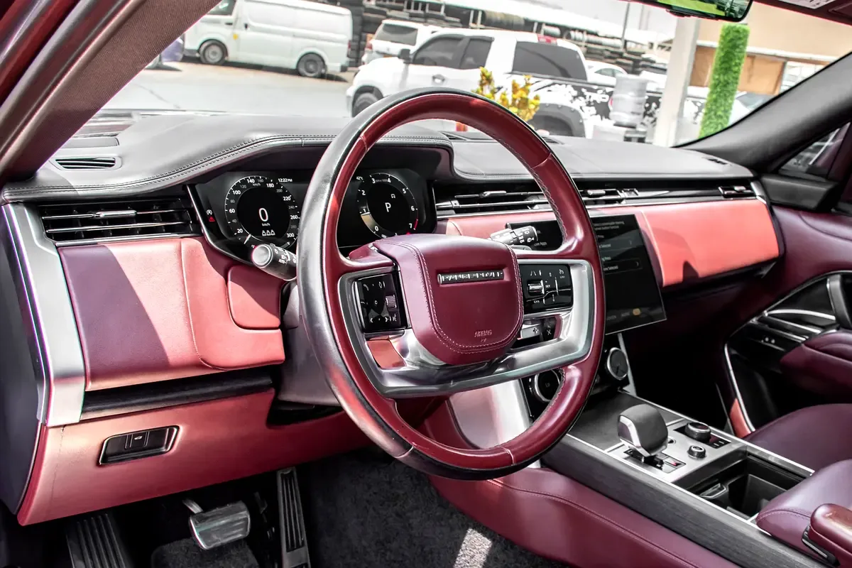 Land Rover Range Rover 4.4 AT 4WD (530 حصان) - 10