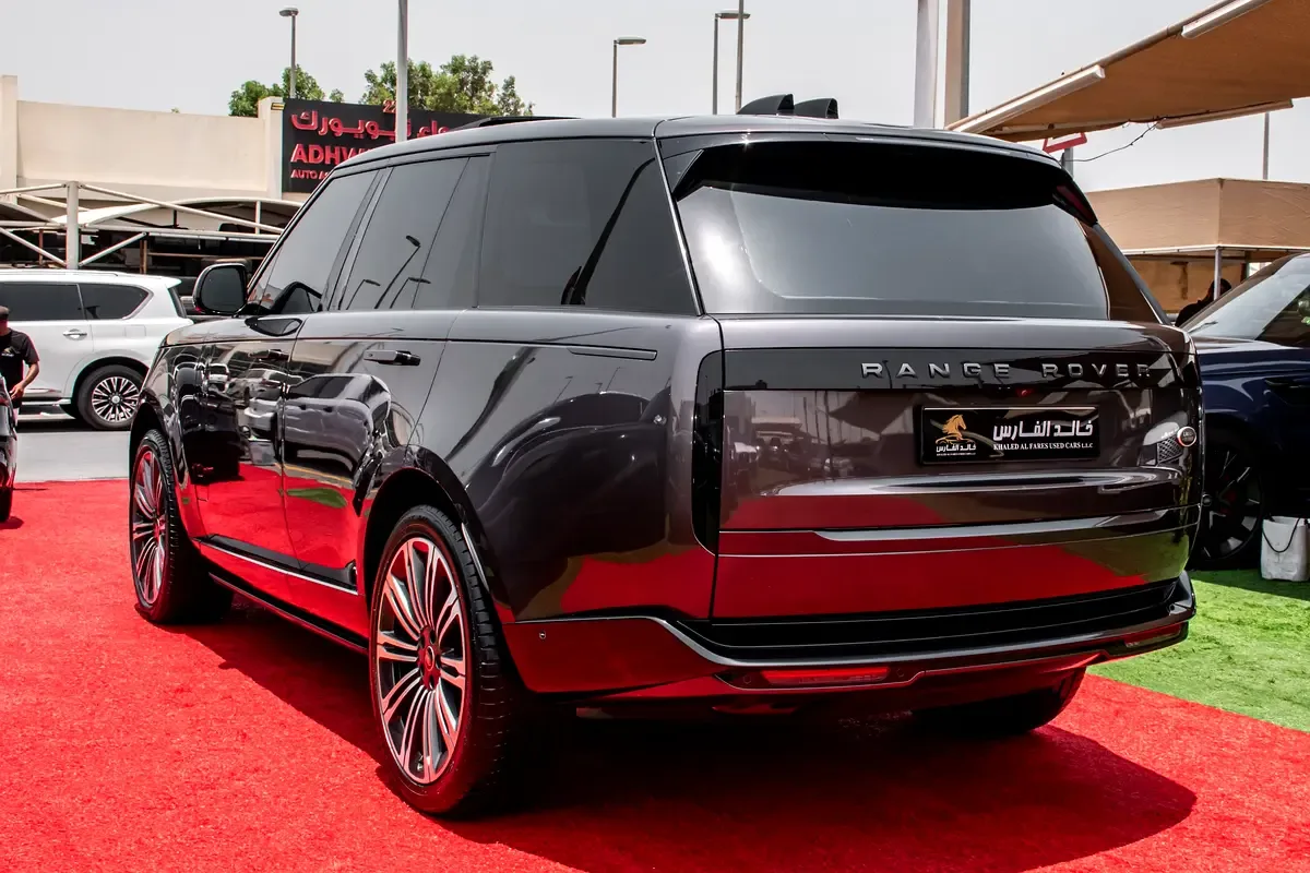 Land Rover Range Rover 4.4 AT 4WD (530 حصان) - 14