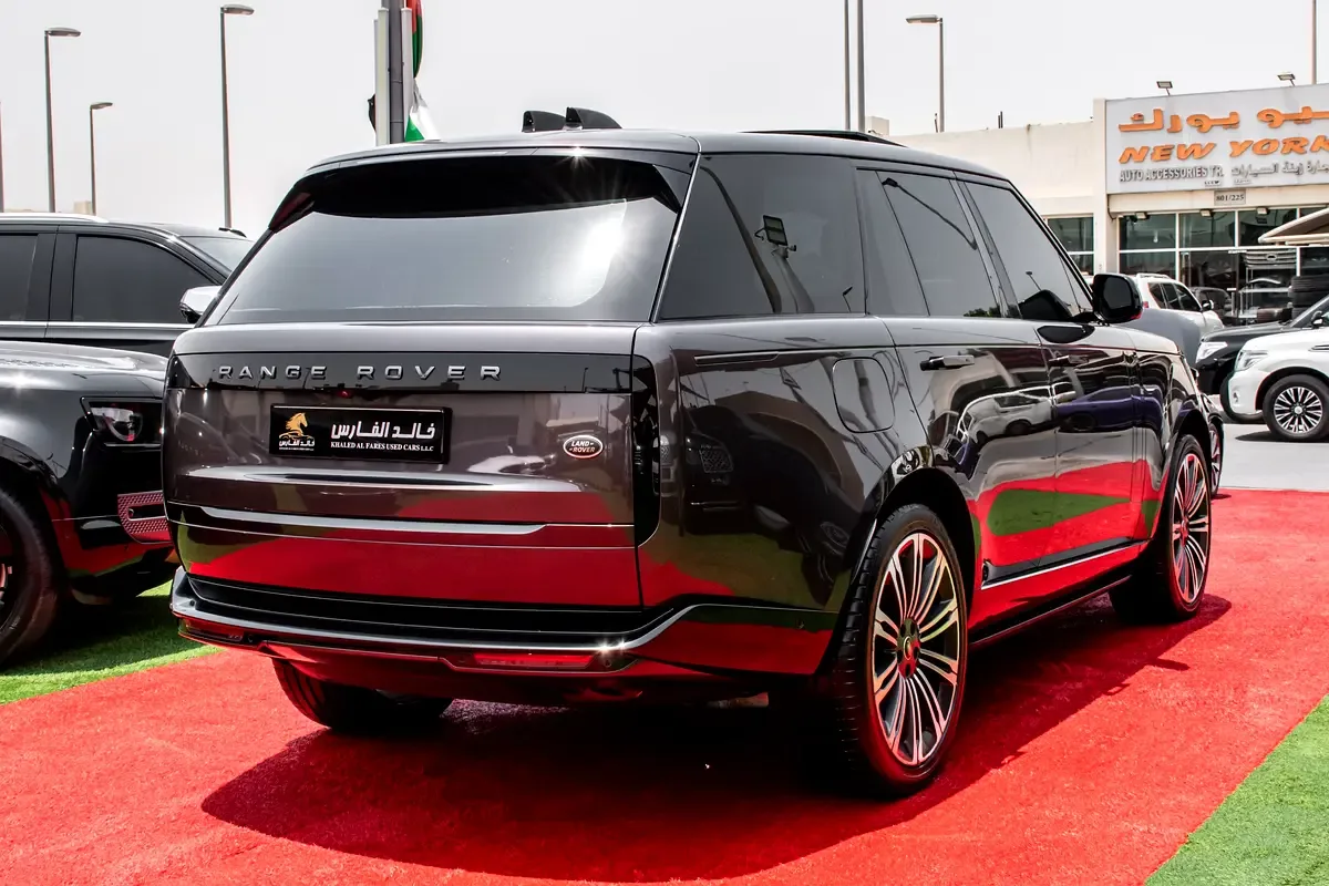 Land Rover Range Rover 4.4 AT 4WD (530 حصان) - 15
