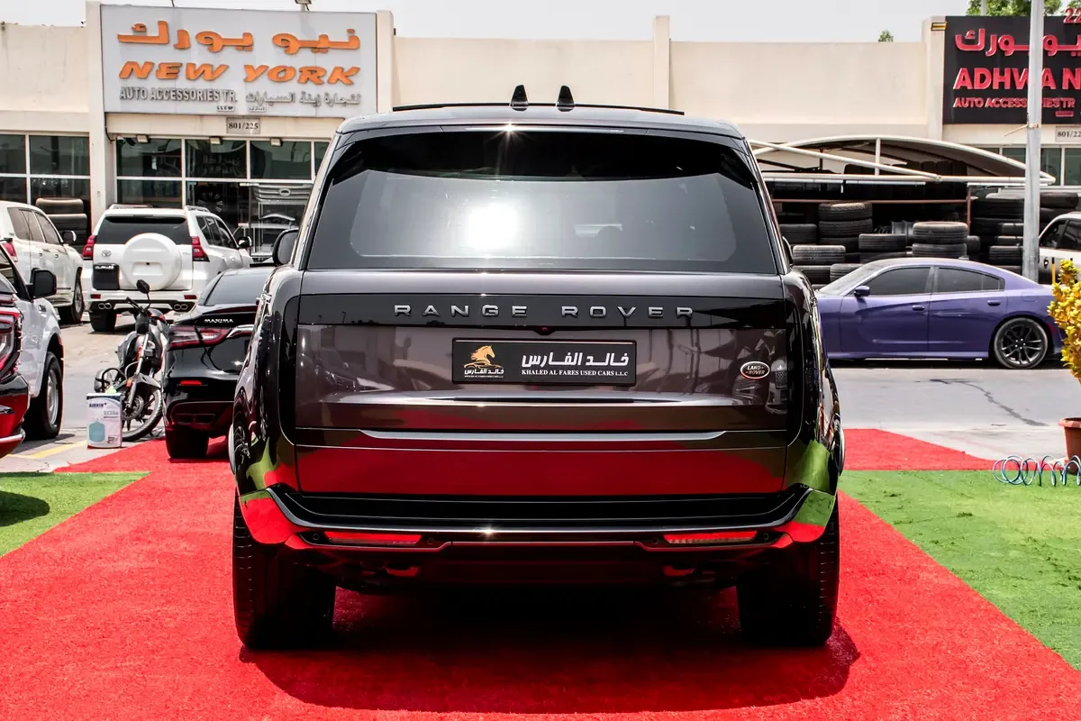 Land Rover Range Rover 4.4 AT 4WD (530 حصان) - 16