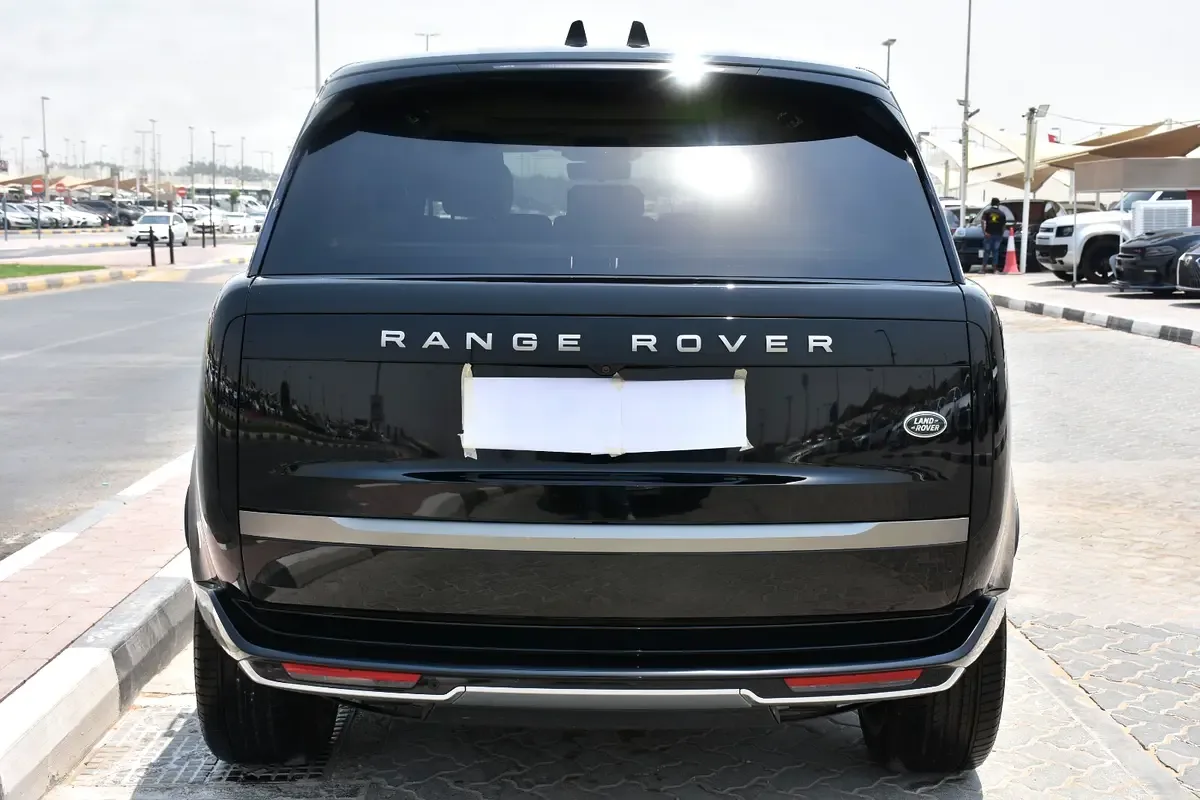 Land Rover Range Rover 4.4 AT 4WD (530 حصان) - 3