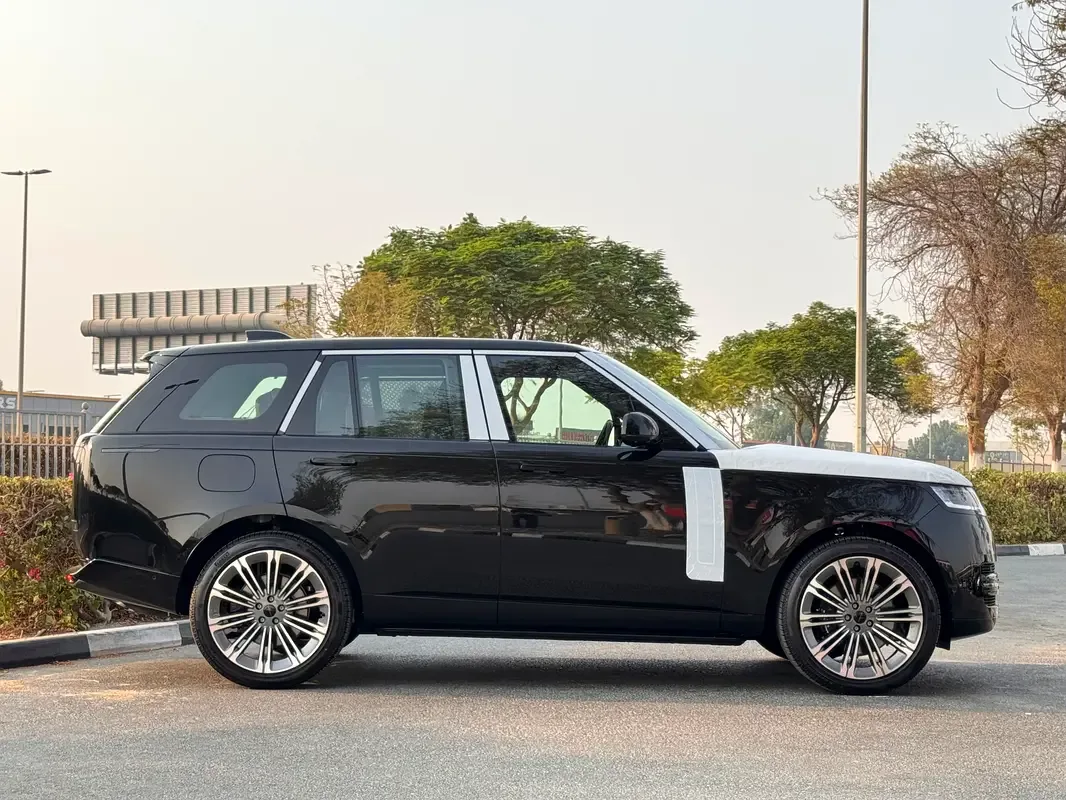 Land Rover Range Rover 4.4 AT 4WD (530 حصان) - 7