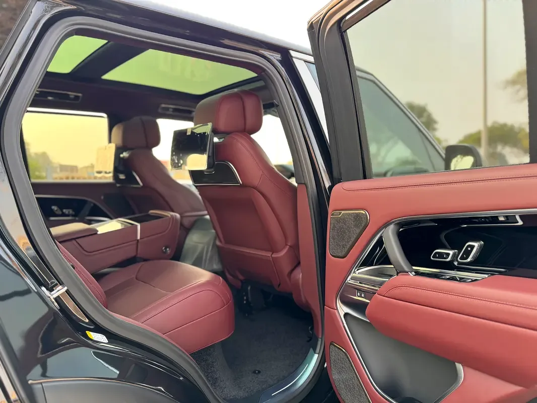 Land Rover Range Rover 4.4 AT 4WD (530 حصان) - 20