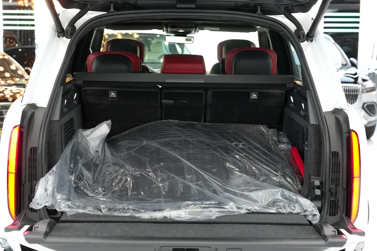 Land Rover Range Rover 4.4 AT 4WD (530 حصان) - 17