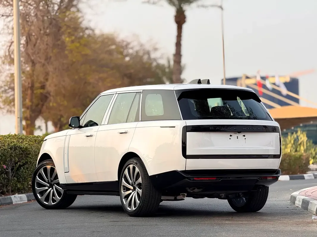 Land Rover Range Rover 4.4 AT 4WD (530 حصان) - 6