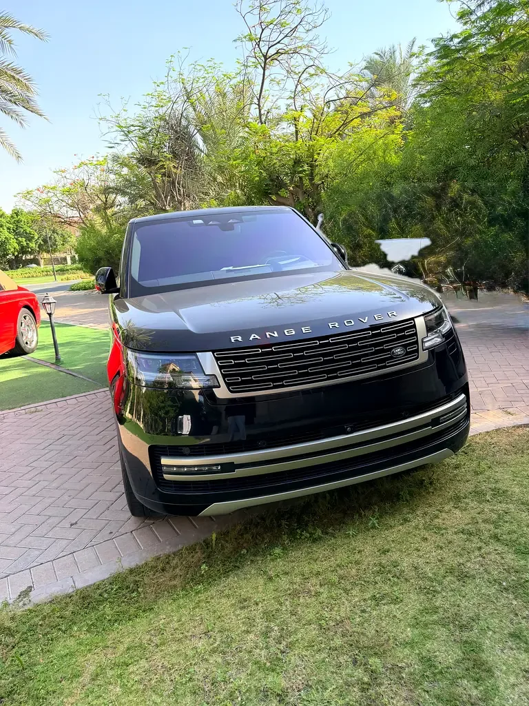 Land Rover Range Rover 4.4 AT 4WD (530 حصان) - 2