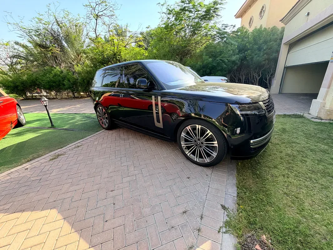 Land Rover Range Rover 4.4 AT 4WD (530 حصان)