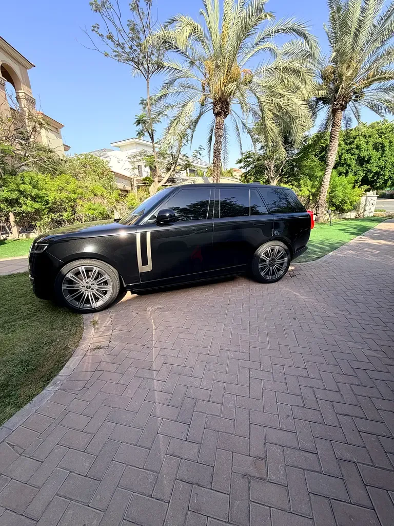 Land Rover Range Rover 4.4 AT 4WD (530 حصان) - 7