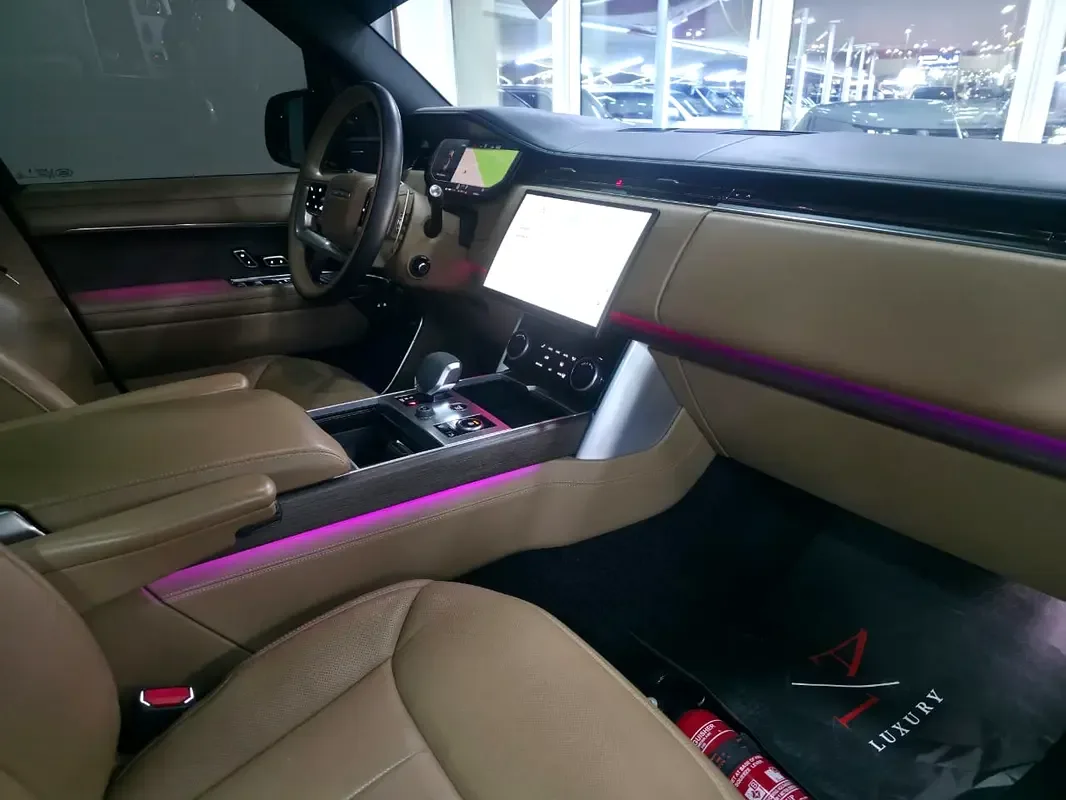 Land Rover Range Rover 4.4 AT 4WD (530 حصان) - 13