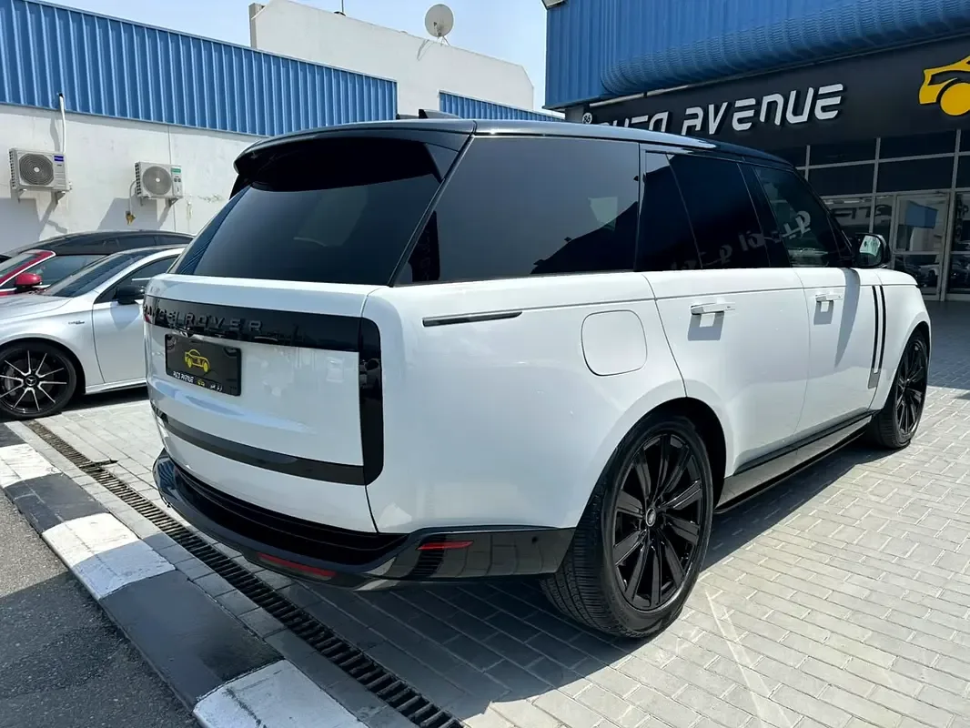 Land Rover Range Rover 4.4 AT 4WD (530 حصان) - 5