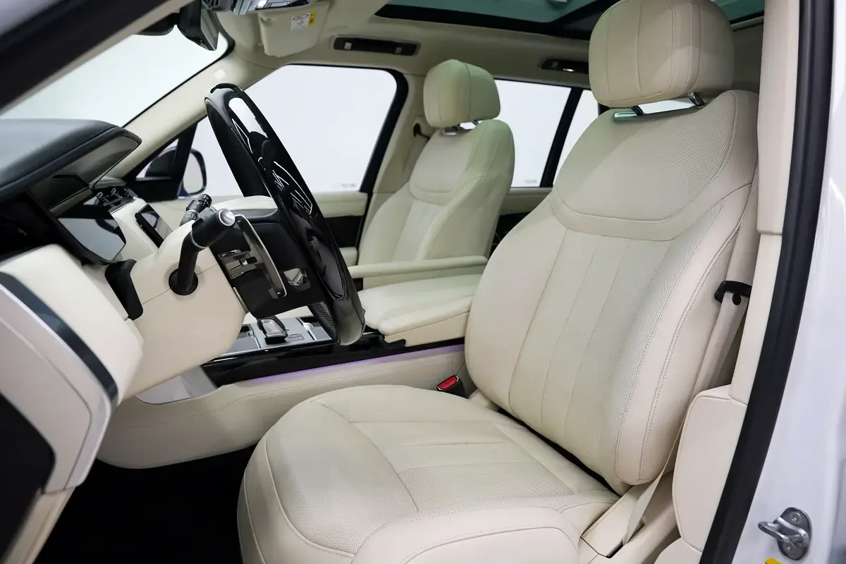 Land Rover Range Rover 4.4 AT 4WD (530 hp) - 8