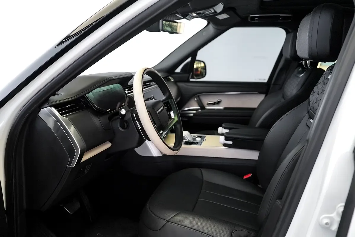 Land Rover Range Rover 4.4 AT 4WD (530 hp) - 8