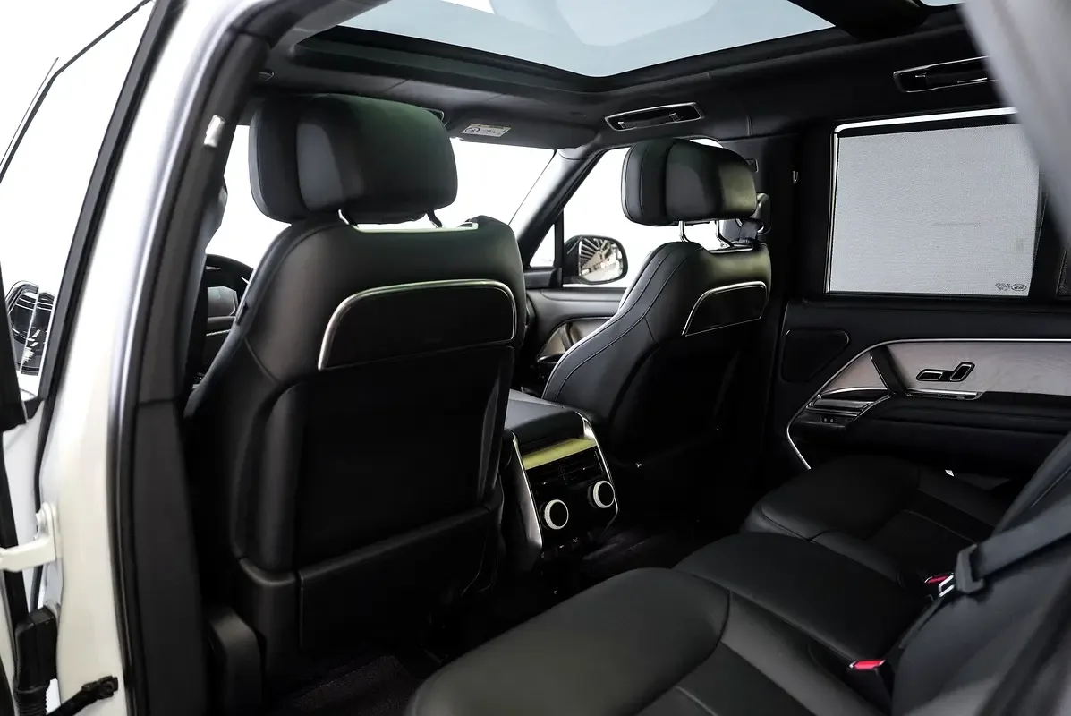Land Rover Range Rover 4.4 AT 4WD (530 hp) - 10