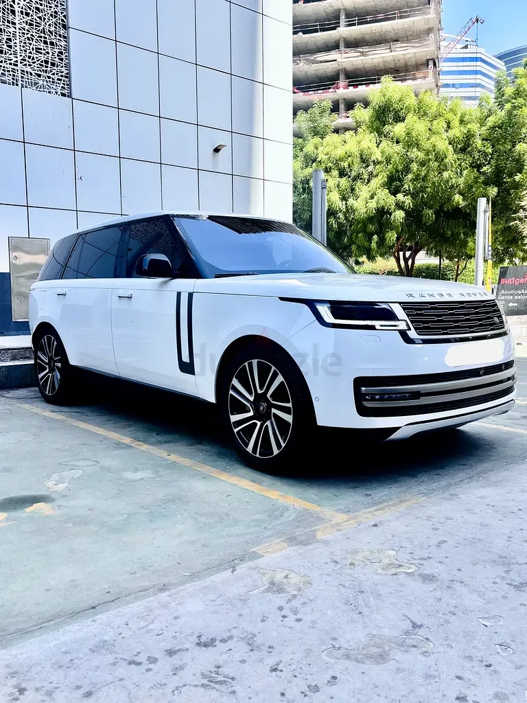 Land Rover Range Rover 4.4 AT 4WD (530 hp)