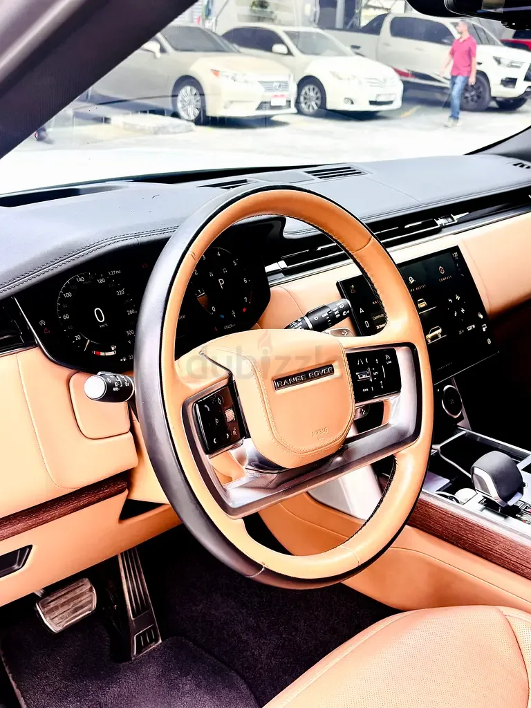 Land Rover Range Rover 4.4 AT 4WD (530 حصان) - 5