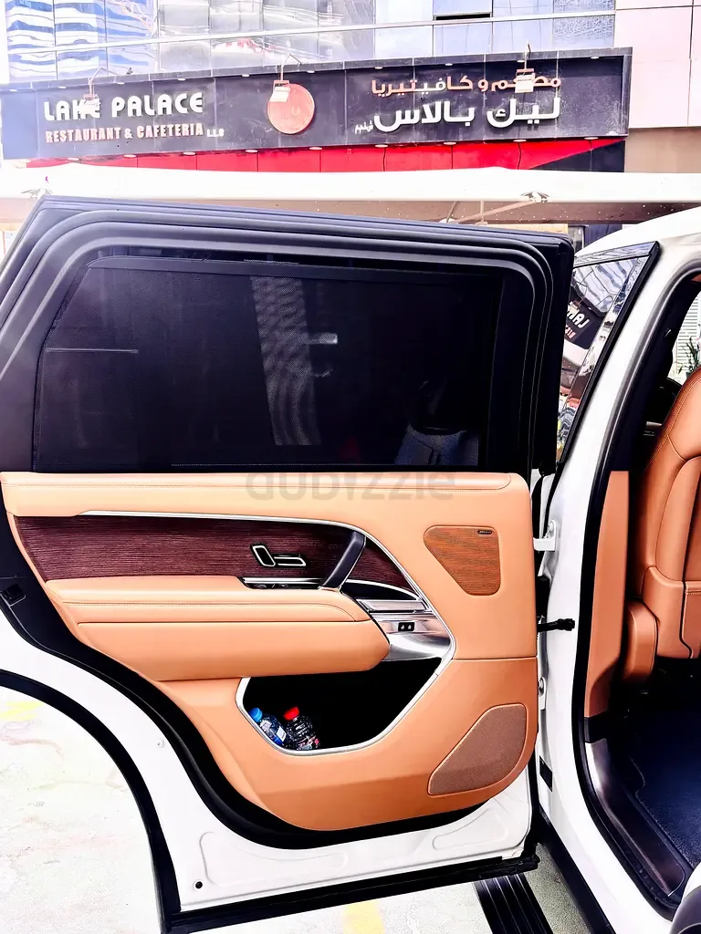 Land Rover Range Rover 4.4 AT 4WD (530 حصان) - 14