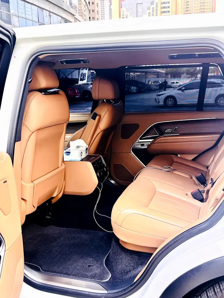 Land Rover Range Rover 4.4 AT 4WD (530 حصان) - 15