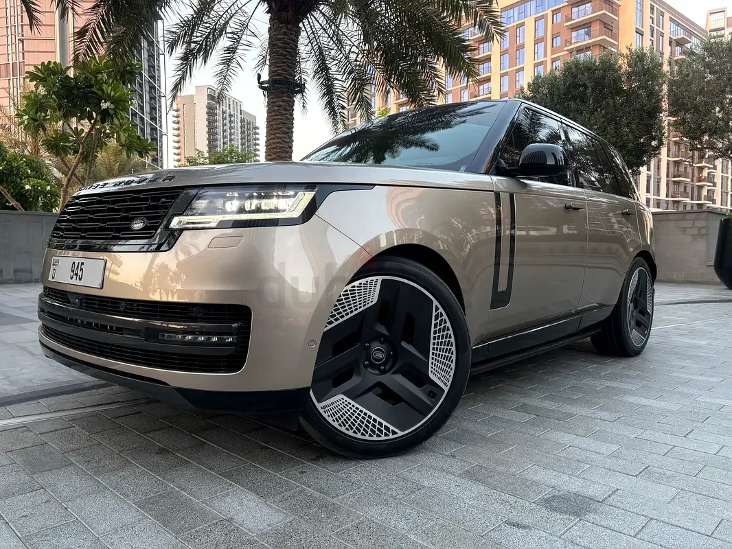 Land Rover Range Rover 4.4 AT 4WD (530 hp)