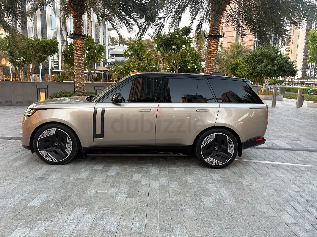 Land Rover Range Rover 4.4 AT 4WD (530 حصان) - 8