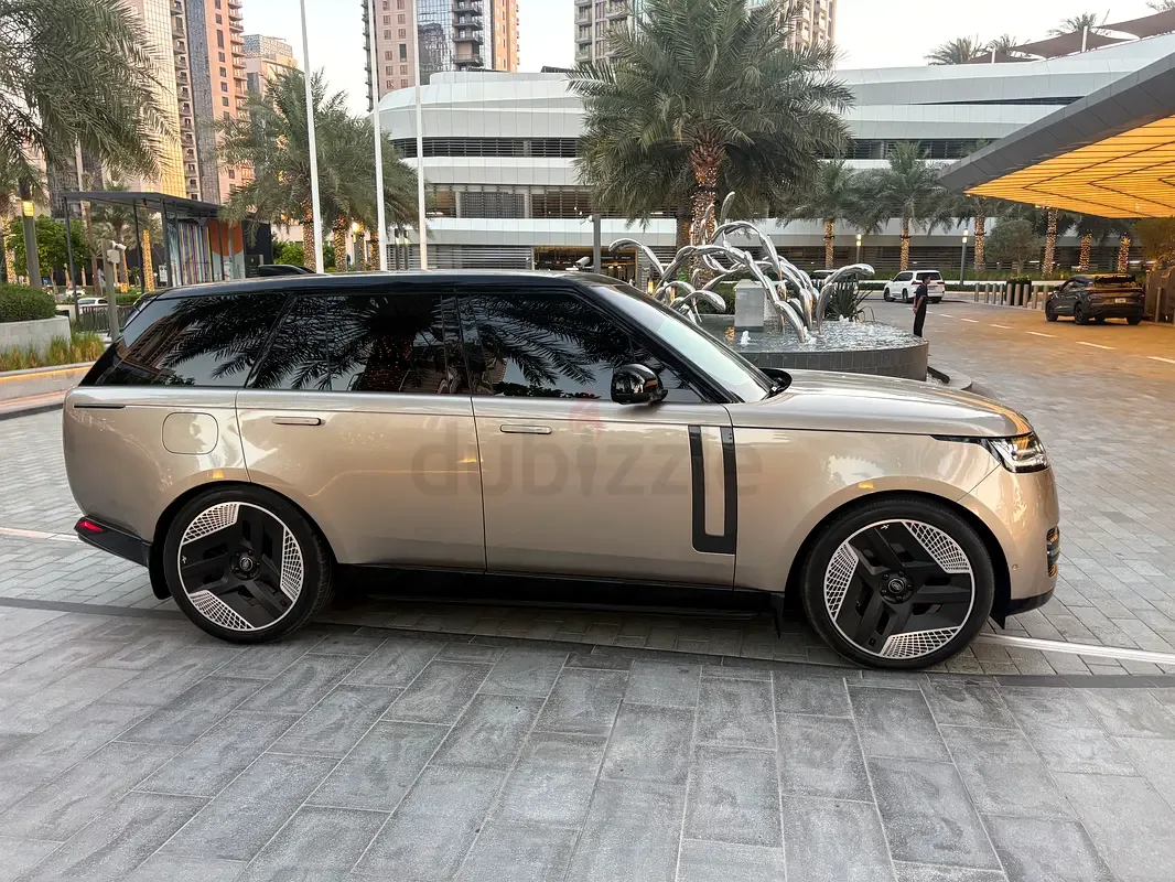 Land Rover Range Rover 4.4 AT 4WD (530 حصان) - 10