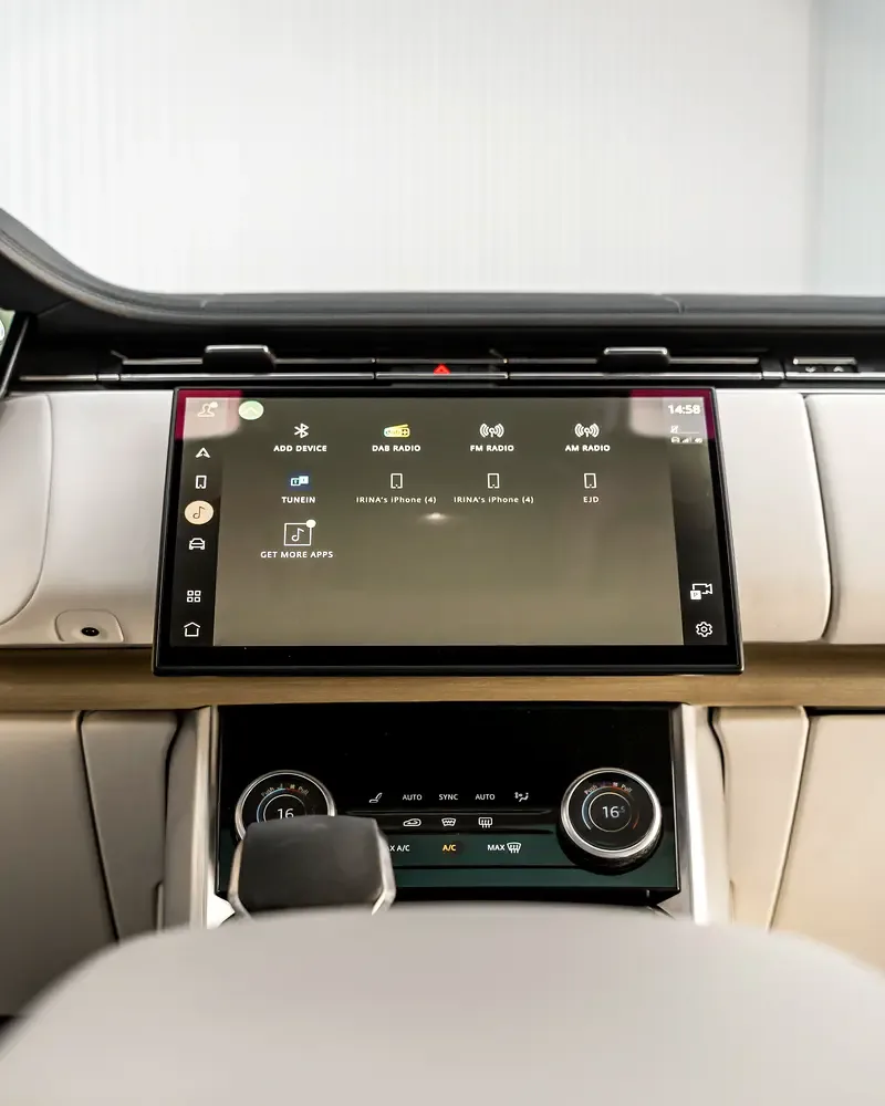 Land Rover Range Rover 4.4 AT 4WD (530 hp) - 14