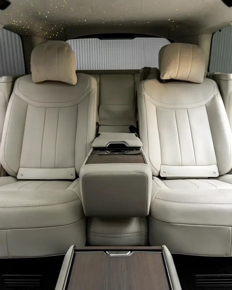 Land Rover Range Rover 4.4 AT 4WD (530 hp) - 19