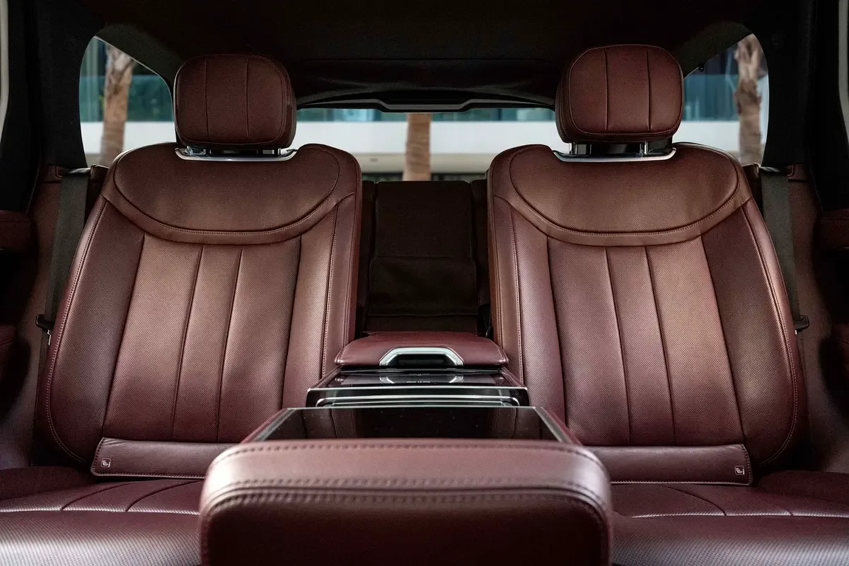 Land Rover Range Rover 4.4 AT 4WD (530 hp) - 12