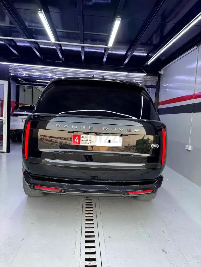 Land Rover Range Rover 4.4 AT 4WD (530 hp) - 17