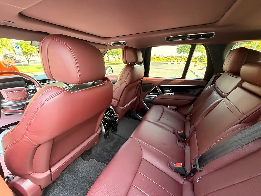 Land Rover Range Rover 4.4 AT 4WD (530 hp) - 16