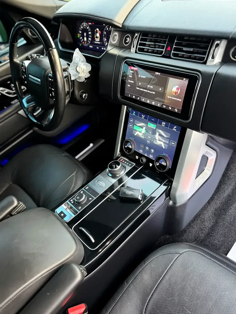 Land Rover Range Rover 4.4 AT 4WD (530 hp) - 17