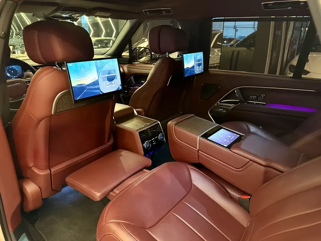 Land Rover Range Rover 4.4 AT 4WD (530 hp) - 18