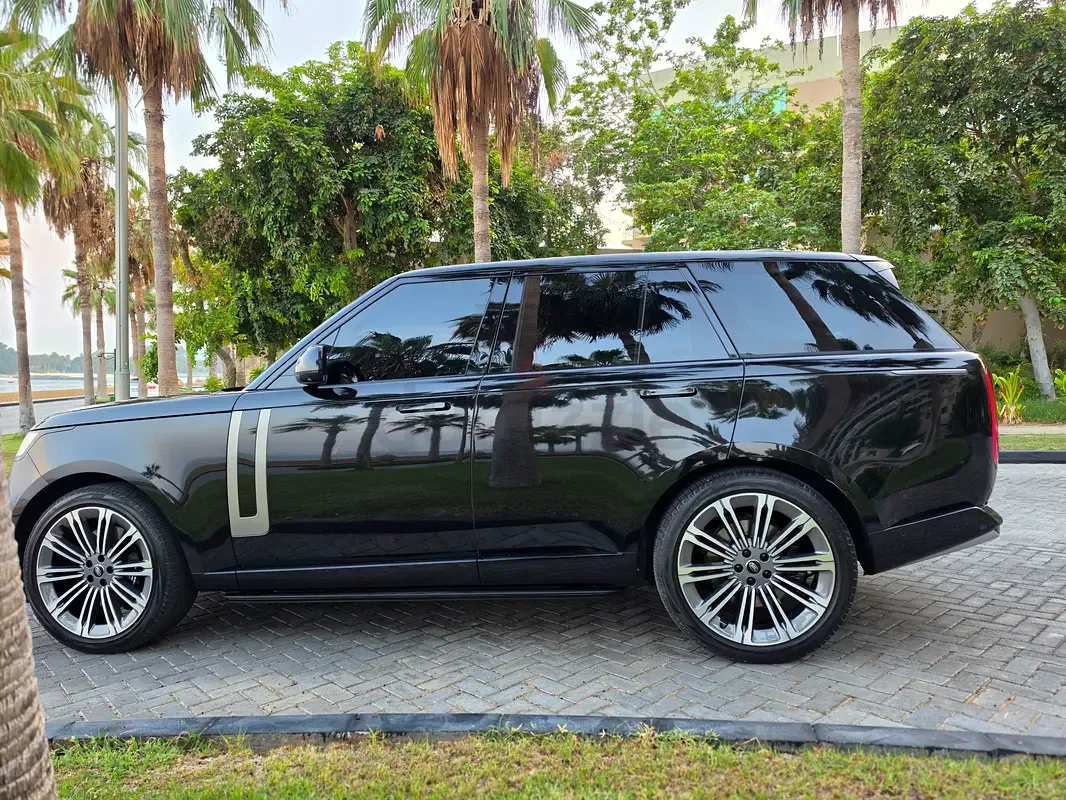 Land Rover Range Rover 4.4 AT 4WD (530 hp) - 3