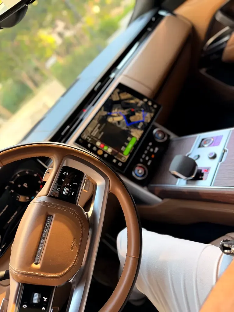 Land Rover Range Rover 4.4 AT 4WD (530 hp) - 12