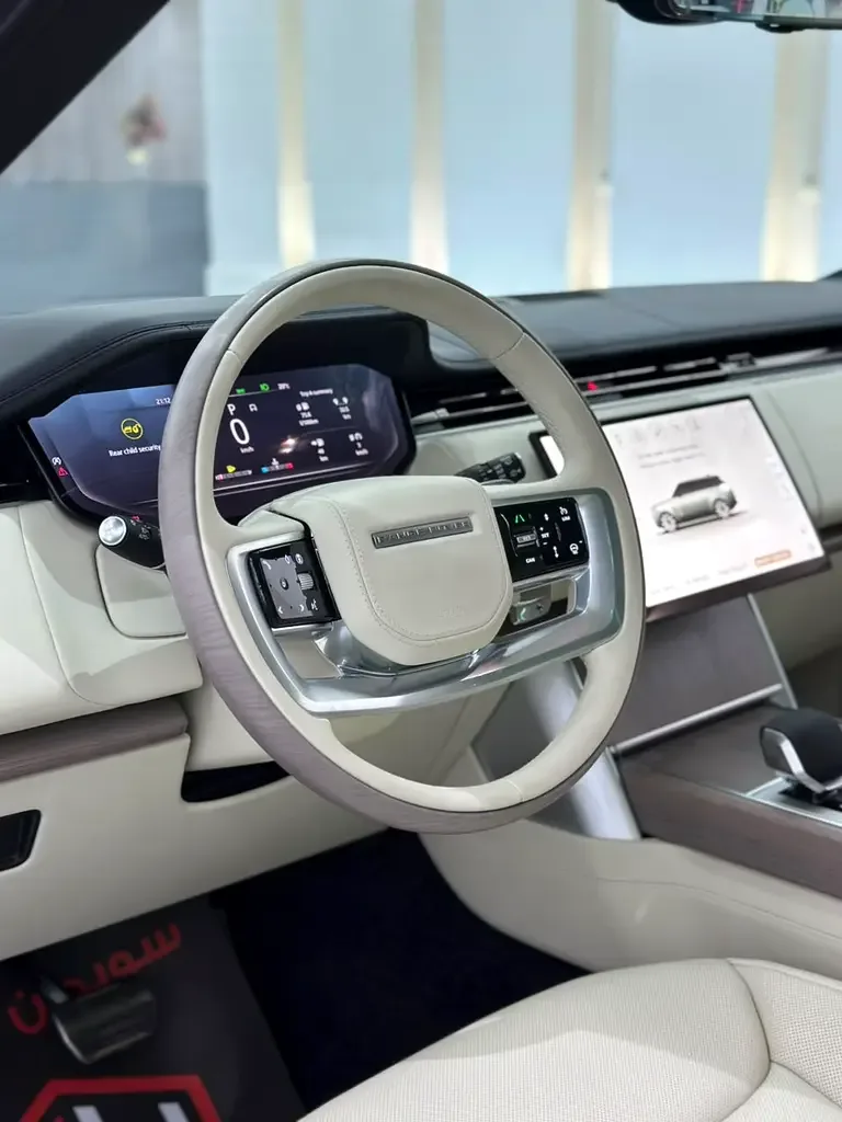 Land Rover Range Rover 4.4 AT 4WD (530 hp) - 11