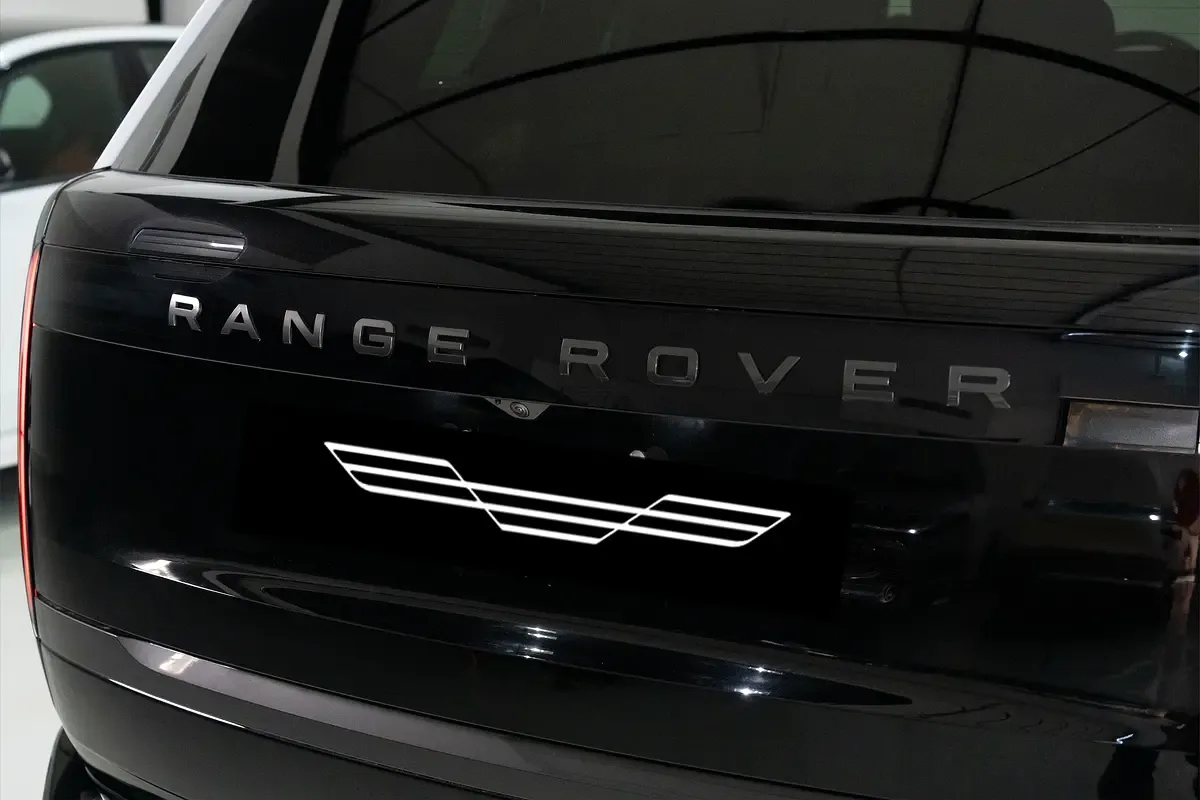 Land Rover Range Rover 4.4 AT 4WD (530 حصان) - 10