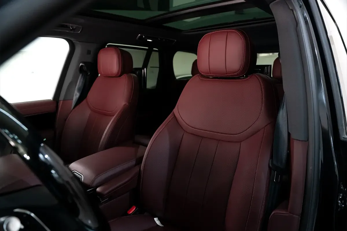 Land Rover Range Rover 4.4 AT 4WD (530 حصان) - 15