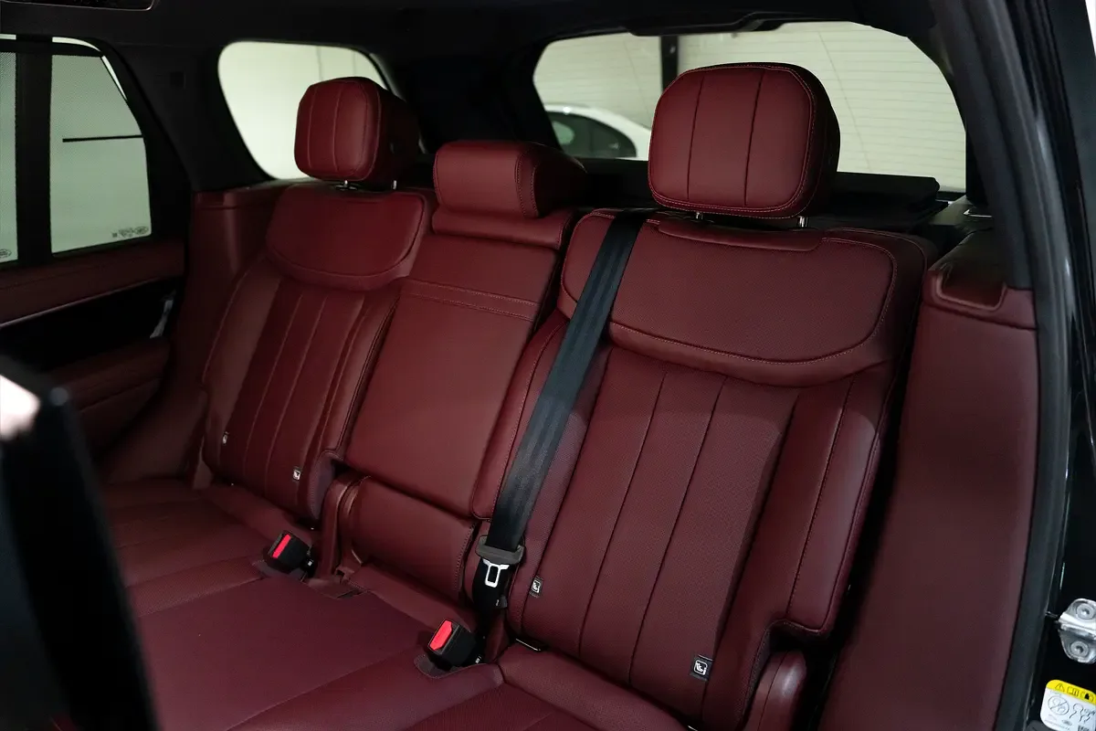 Land Rover Range Rover 4.4 AT 4WD (530 حصان) - 18