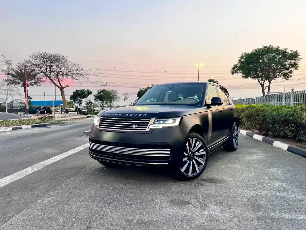 Land Rover Range Rover 4.4 AT 4WD (615 hp) - 2