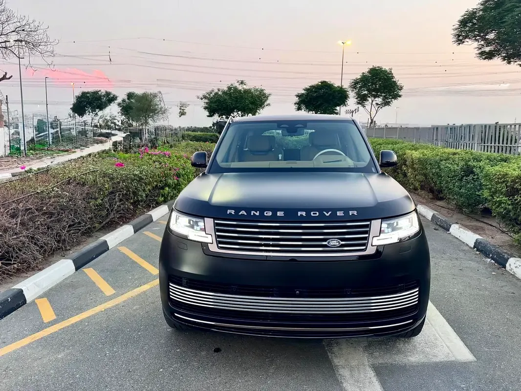 Land Rover Range Rover 4.4 AT 4WD (615 hp) - 4
