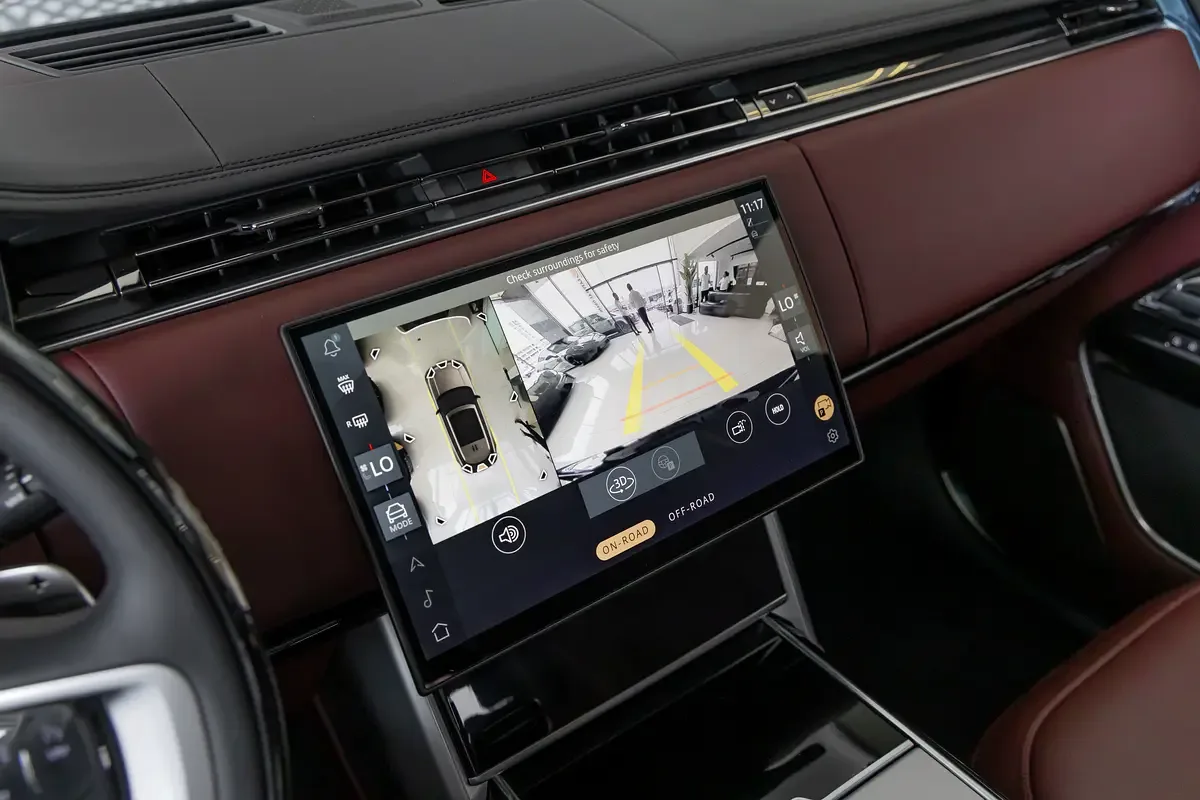 Land Rover Range Rover 4.4 AT AWD (530 hp) - 13