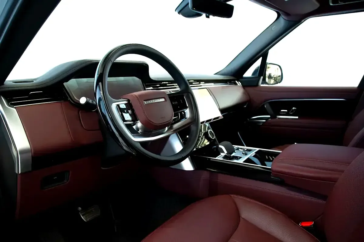 Land Rover Range Rover 4.4 AT AWD (530 hp) - 2