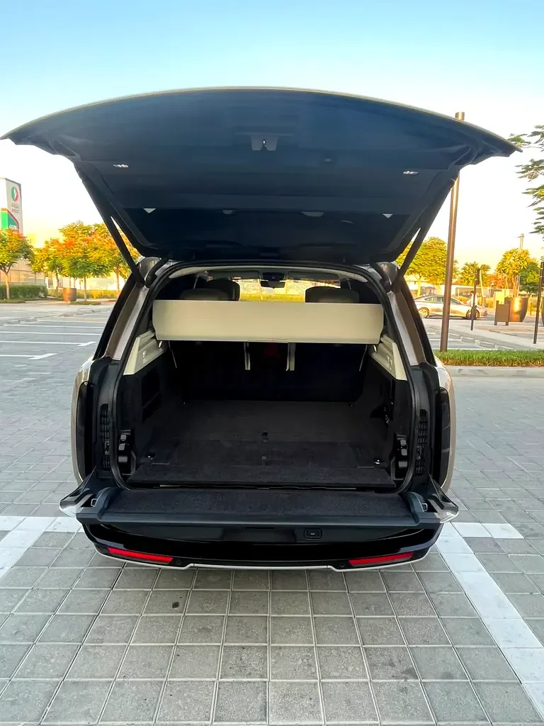 Land Rover Range Rover 4.4 AT AWD (530 حصان) - 15