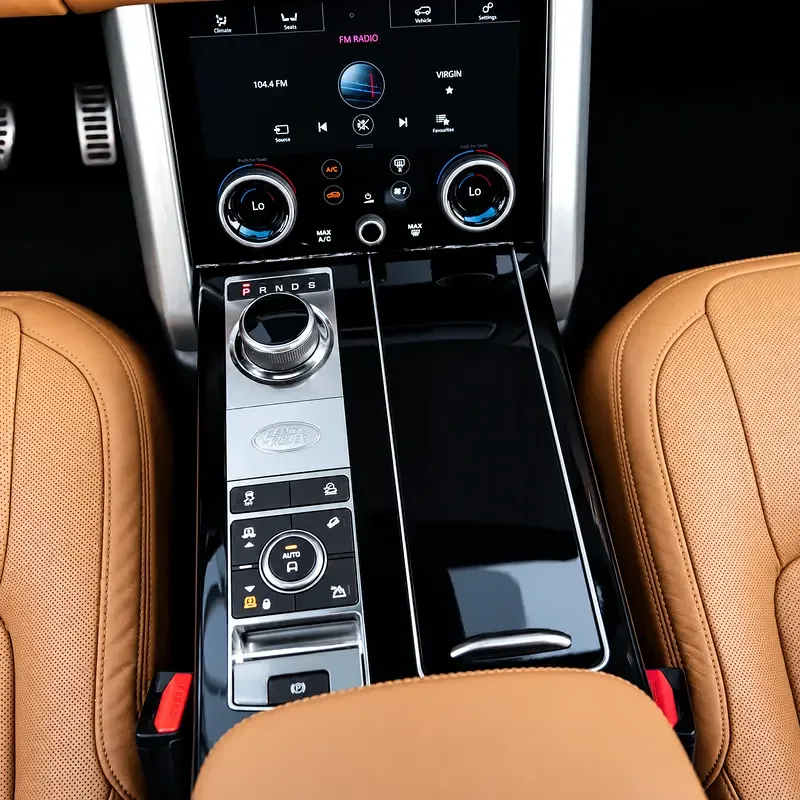 Land Rover Range Rover 5.0 AT 4WD (565 hp) - 11