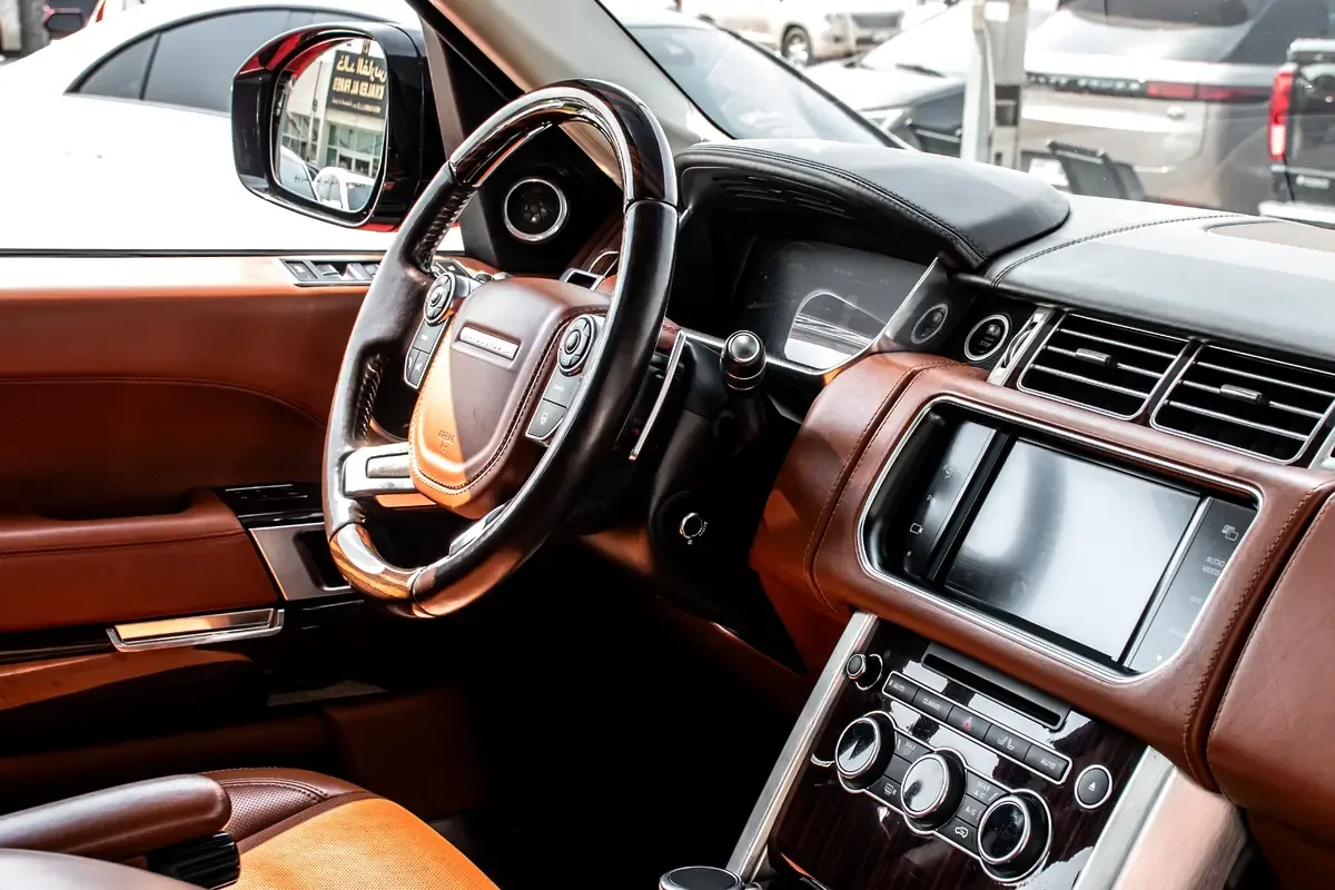 Land Rover Range Rover 5.0 V8 Supercharged AT AWD (510 حصان) - 14