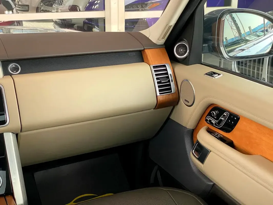 Land Rover Range Rover 5.0 V8 Supercharged AT AWD (525 hp) - 13