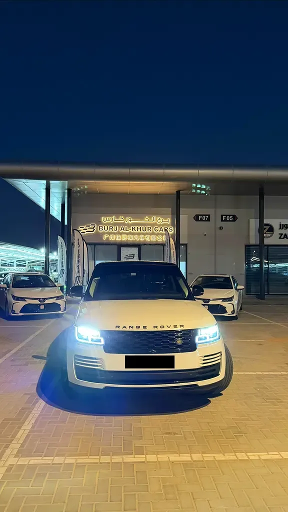 Land Rover Range Rover 5.0 V8 Supercharged AT AWD (550 hp)